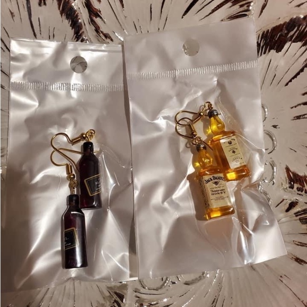 Nice earrings 3 for $6